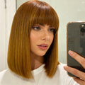 Light brown wig with bangs, 12in short and easy to store straight hair, slightly curled ends. Suitable for all women for Halloween, Music Festival and Christmas costume wigs